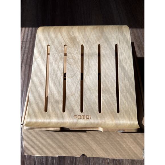 SAMDI Wooden Stand White Birch Wood Notebook Holder for MacBook, Laptop, Tablet - Picture 1 of 10